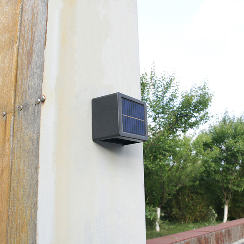 Illuminez le décor nordique imperméable de mur de Sun de la lumière 3.7V de capteur de lampe solaire de jardin