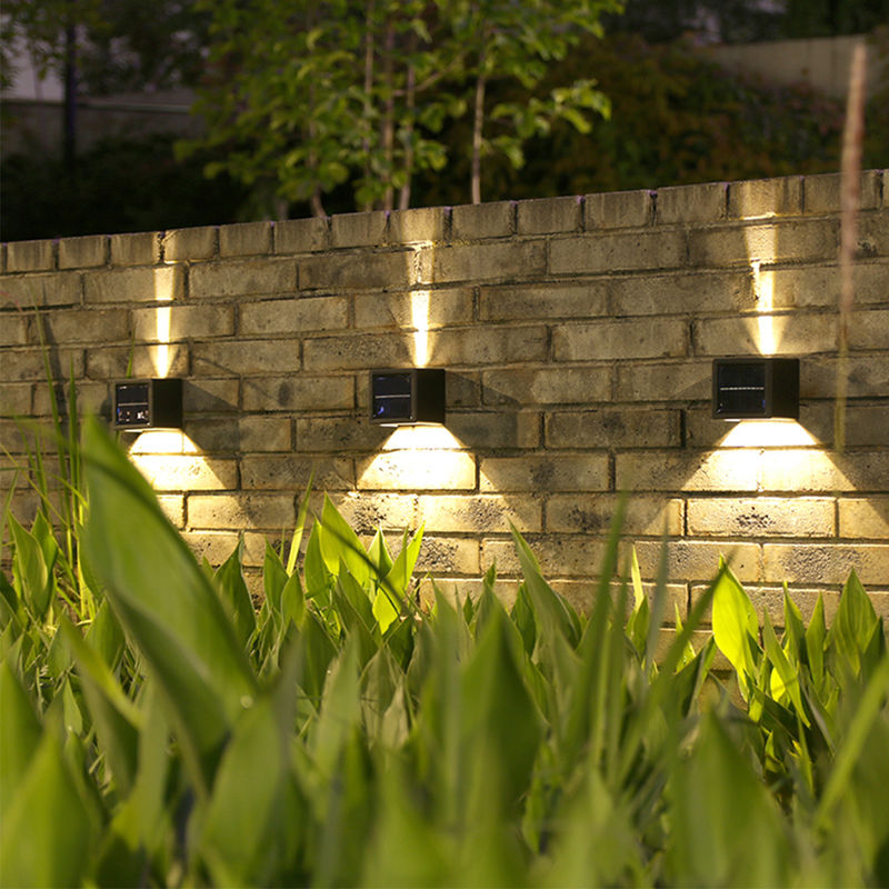 Illuminez le décor nordique imperméable de mur de Sun de la lumière 3.7V de capteur de lampe solaire de jardin
