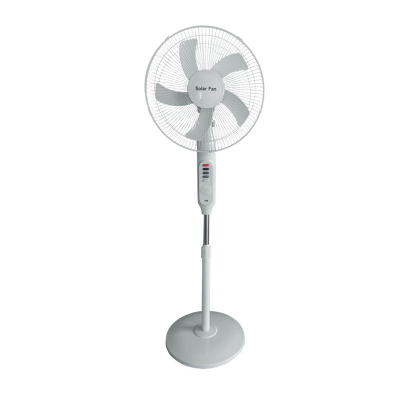 25W vitesses extérieures actionnées solaires multifonctionnelles de vent de la batterie au lithium de la fan 18650 3 avec l'ampoule