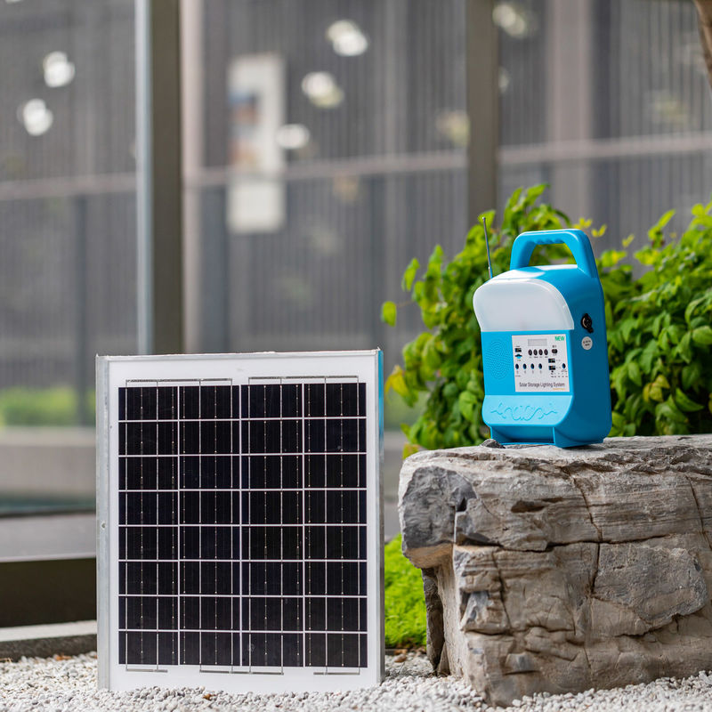 Système solaire d'éclairage à domicile TV et ventilateur - Source d'énergie solaire batterie lithium-ion efficace et portable pour l'énergie solaire