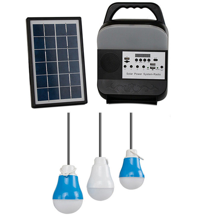 Le chargeur solaire de système d'éclairage d'énergie solaire avec les panneaux solaires portatifs par radio lambrissent le système solaire