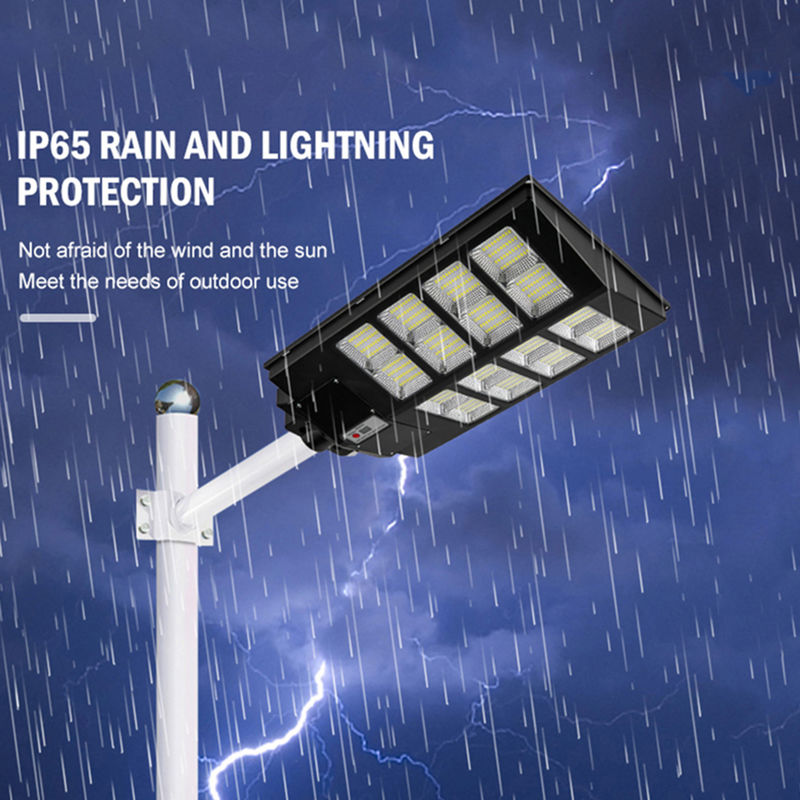 L'ABS IP65 imperméable 100w 300w de réverbère de capteur de mouvement a intégré le réverbère solaire extérieur