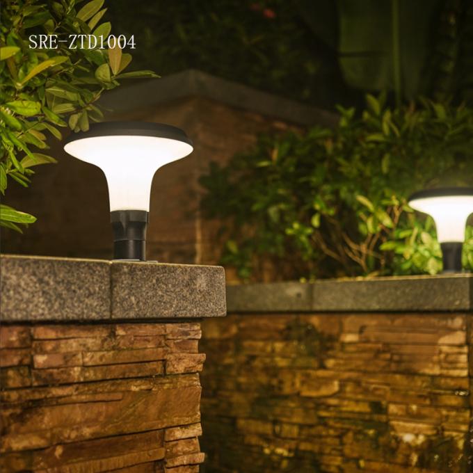 Lumière actionnée solaire de décoration de lumière de pilier des biens imperméables extérieurs LED de style contemporain