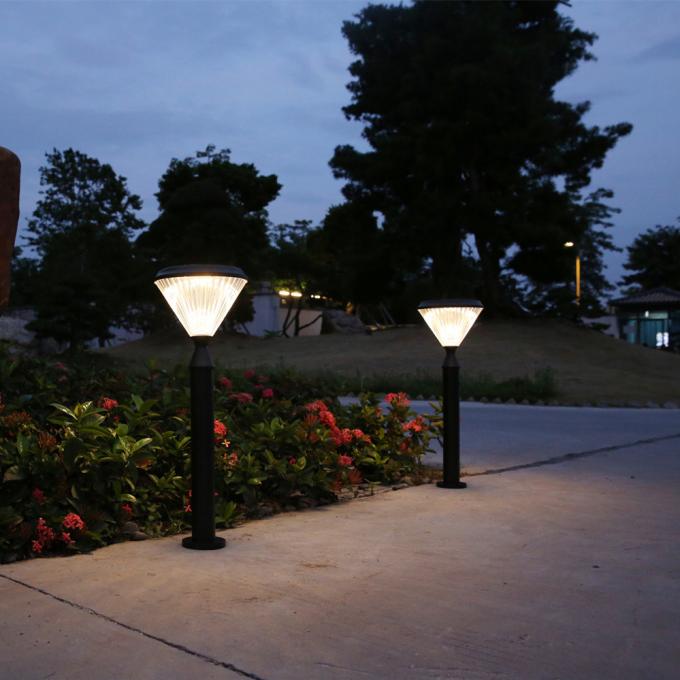 2020 nouveau tout dans une lumière extérieure de rue de LED de jardin solaire de capteur