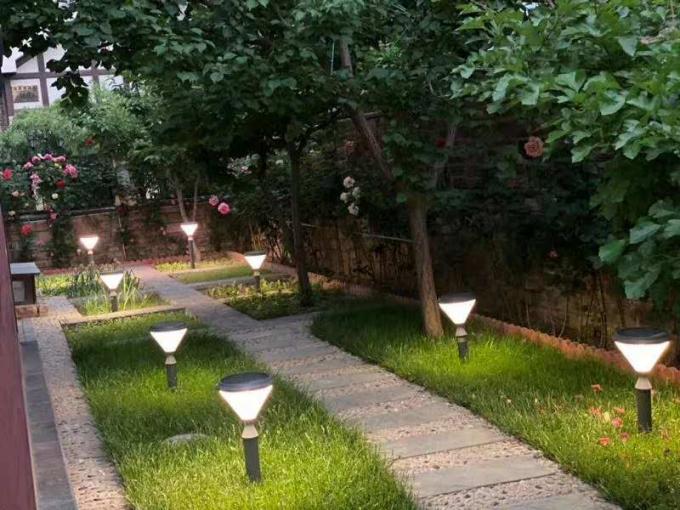 Nouveau système d'alimentation solaire extérieur de Diamond Garden Stake Solar Light de la décoration 2021