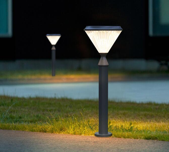 Nouveau système d'alimentation solaire extérieur de Diamond Garden Stake Solar Light de la décoration 2021