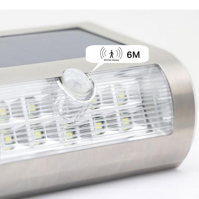 13LED tout dans les lumières solaires extérieures imperméables d'un mur de lumière solaire de mouvement à vendre